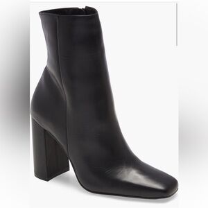 Steve Madden Lourde Square Toe Boot